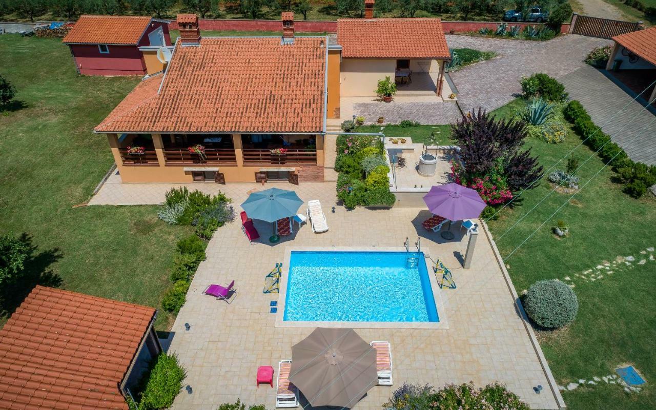 Muntić Hacienda Rosemaryヴィラ エクステリア 写真