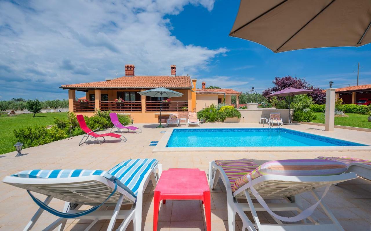 Muntić Hacienda Rosemaryヴィラ エクステリア 写真