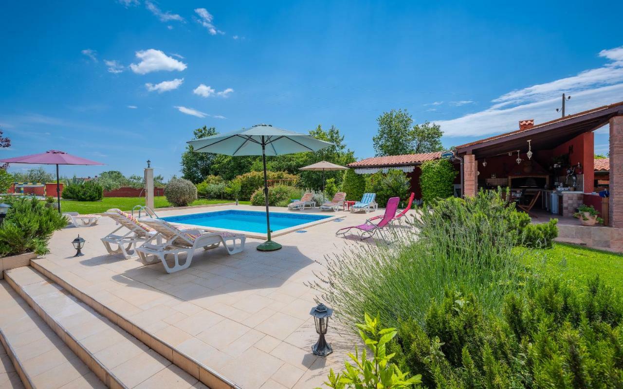 Muntić Hacienda Rosemaryヴィラ エクステリア 写真